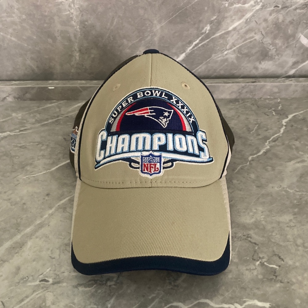 New England Patriots Super Bowl XXXIX Champions NFL Official Reebok • Adjustable
